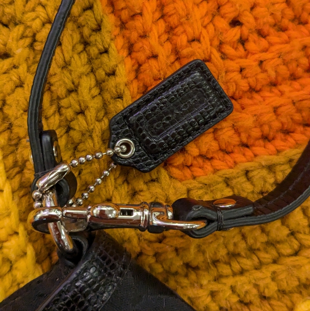 Coach Purse - Picture 4 of 8